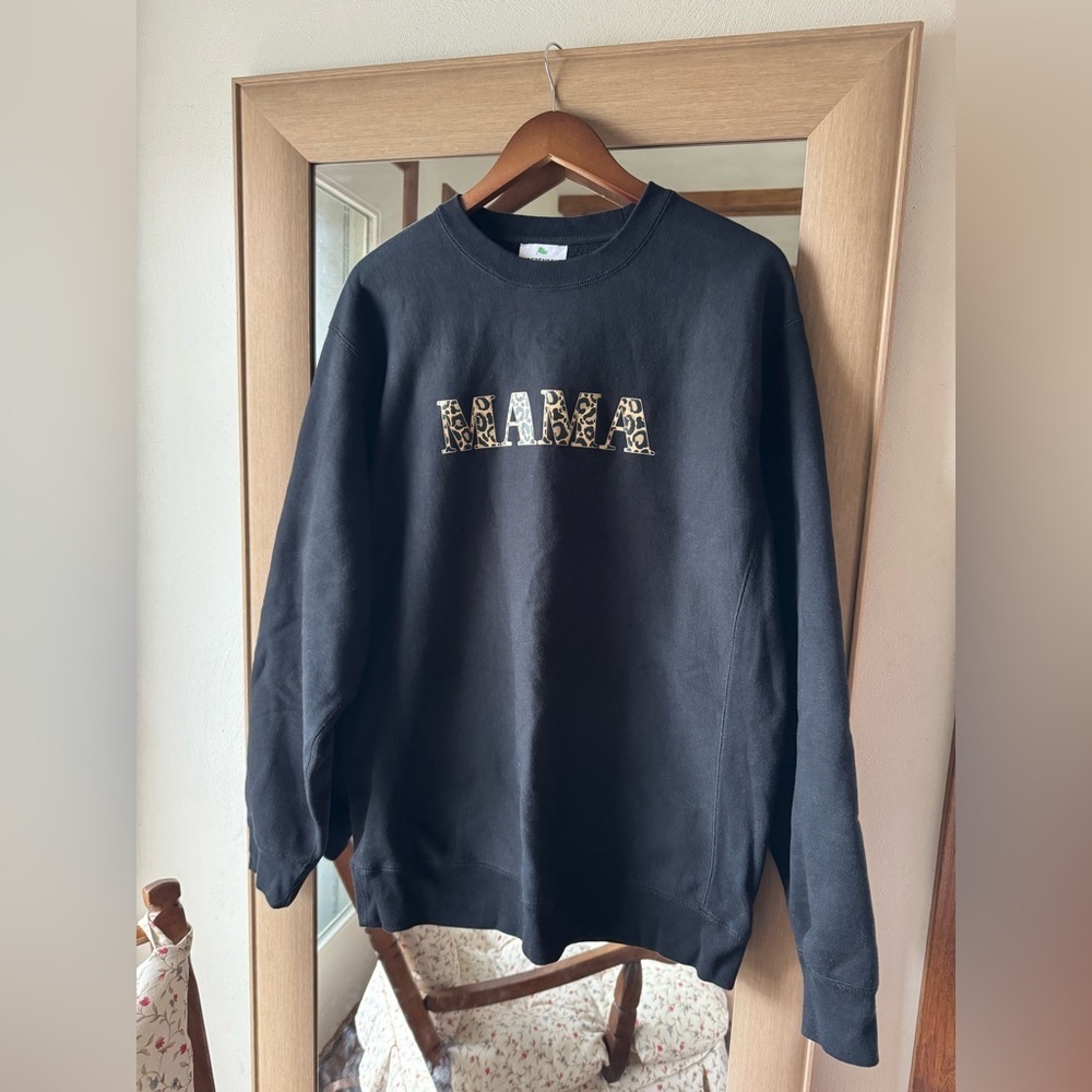 MAMA Leopard Printed Crewneck XL